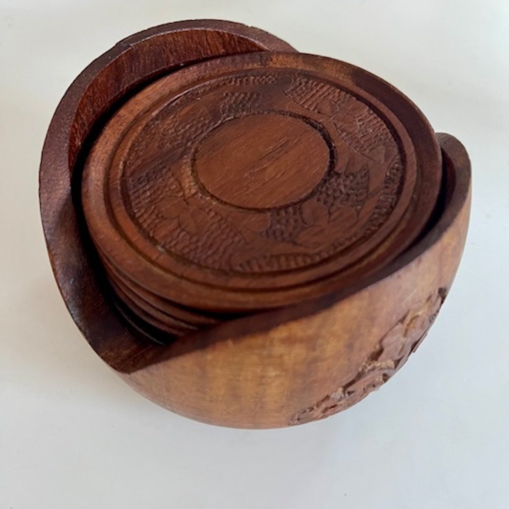 Vintage Hand Carved Sheesham Wood Coasters ( 5)  w/ Floral Carved Holder - Picture 8 of 9
